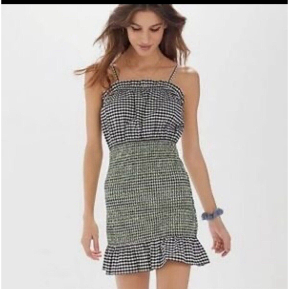 Urban Outfitters smocked gingham Smocked Miniโ dress XS